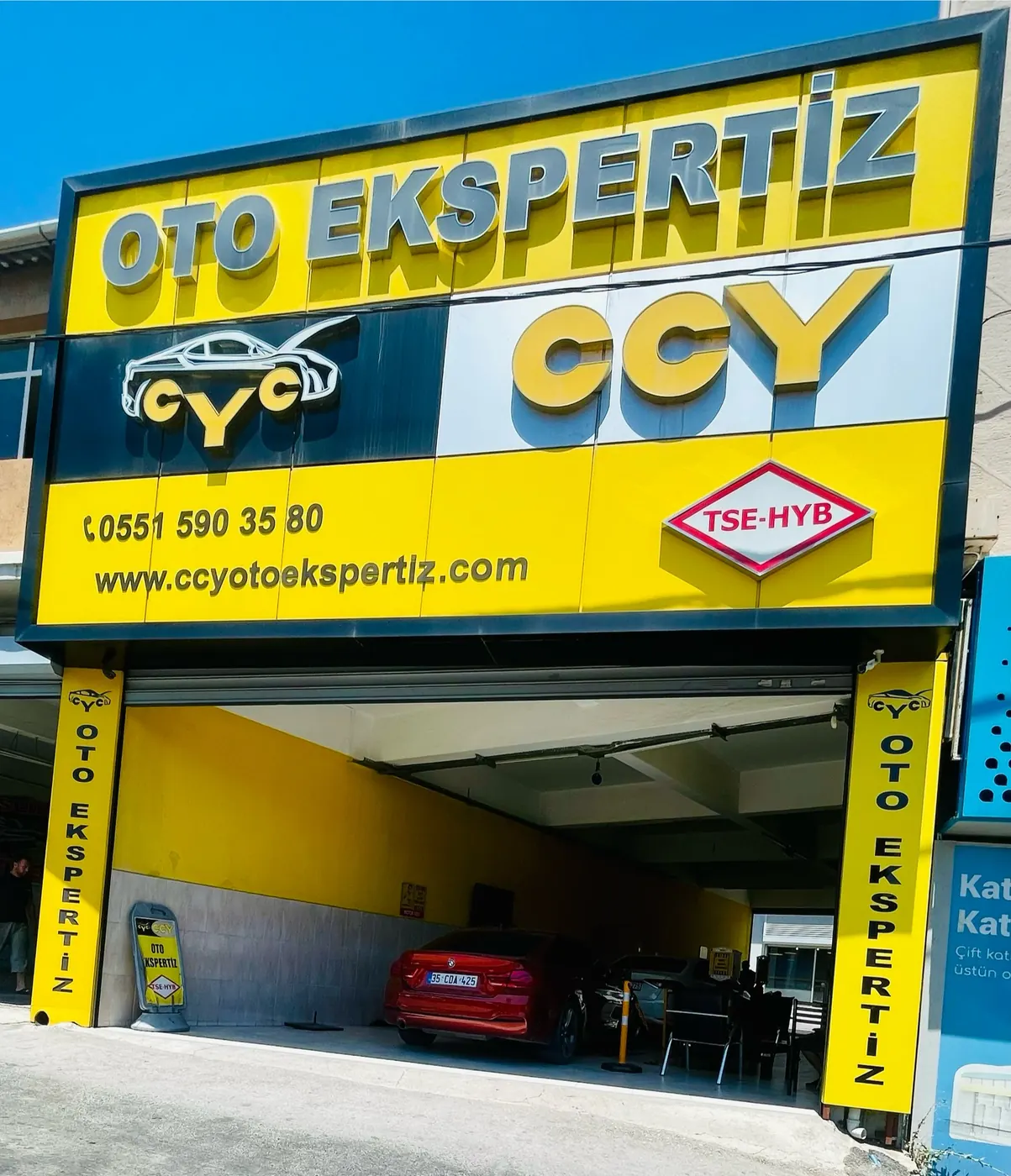 CCY Oto Ekspertiz Karabağlar işletme dışı görünümü